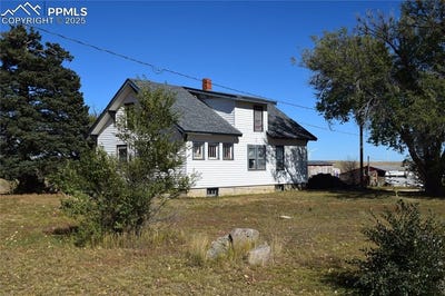 /international/us/12815-n-yoder-road-calhan-co-110103363188/