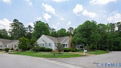 /international/us/9702-bunker-court-south-prince-george-va-110108218502/