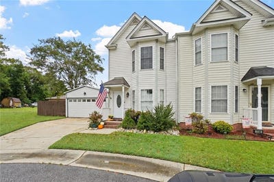 /international/us/118-acacia-circle-smithfield-va-110120585281/