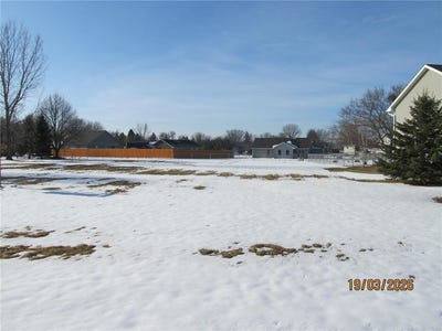 /international/us/860-brady-lane-new-richmond-wi-110106531948/