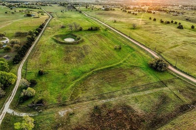 /international/us/tbd-field-crest-lane-burton-tx-110110375172/