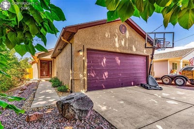 /international/us/221-del-rey-avenue-canon-city-co-110100917699/