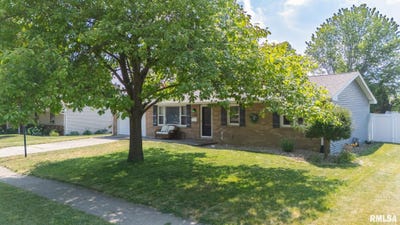 /international/us/1100-hampton-road-washington-il-110100838685/