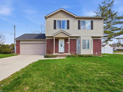 /international/us/506-w-woodside-avenue-madison-heights-mi-110108536679/