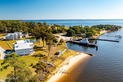 /international/us/89-country-club-drive-minnesott-beach-nc-110100894310/