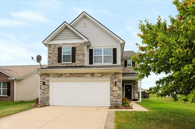 /international/us/3392-roundlake-lane-whitestown-in-110119907600/