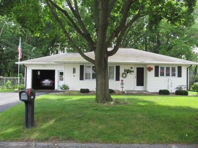 /international/us/6103-merrill-street-mcfarland-wi-110101518356/