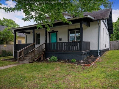 /international/us/854-stover-street-st-albans-wv-110107870886/