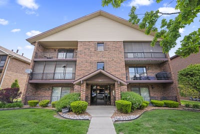 /international/us/16813-81st-avenue-tinley-park-il-110108120185/
