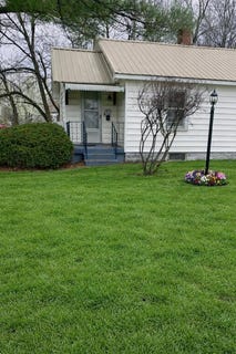 /international/us/1018-s-25th-street-mt-vernon-il-110106588075/