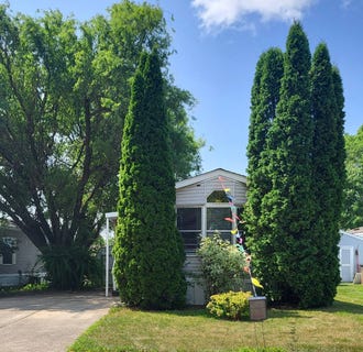 /international/us/1810-forbes-st-milford-mi-110119551750/