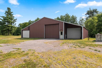 /international/us/17294-s-thielke-road-lakewood-wi-110119555767/