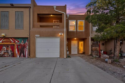 /international/us/2919-estrella-brillante-street-nw-albuquerque-nm-110120611777/