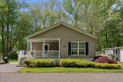/international/us/130-village-road-morganville-nj-110108096265/