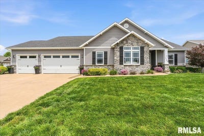 /international/us/2205-hopwood-drive-chatham-il-110119985290/