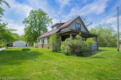 /international/us/2165-michigan-road-port-huron-al-110108238836/
