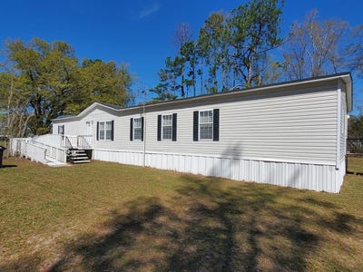 /international/us/2714-ed-hall-lane-donalsonville-ga-110098405842/