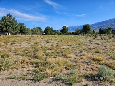 /international/us/40-ronda-ln-chalfant-valley-ca-110108637266/