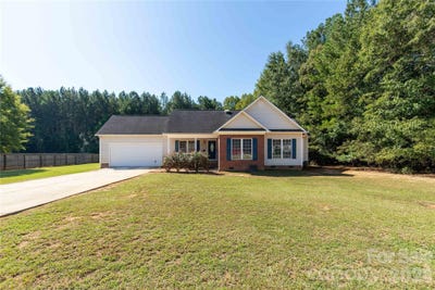/international/us/4122-fletcher-funderburk-road-lancaster-sc-110110268803/