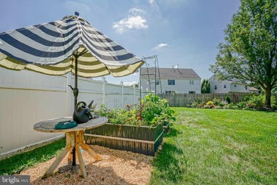 /international/us/18-westminster-drive-lumberton-nj-110101219319/