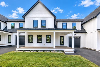 /international/us/22-fairway-commons-drive-gorham-me-110120667755/