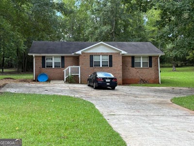 /international/us/215-big-oak-athens-ga-110101460115/