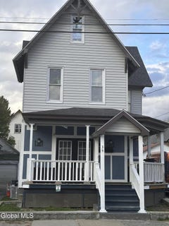 /international/us/35-grand-street-amsterdam-ny-110107229219/