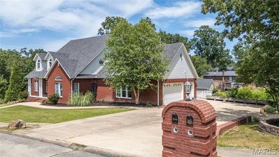 /international/us/2548-stone-ridge-drive-poplar-bluff-mo-110108909040/
