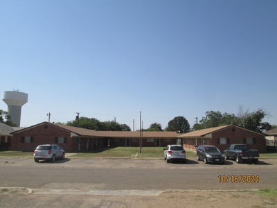 /international/us/1205-1207-raleigh-st-plainview-tx-110095449965/