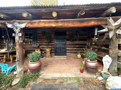 /international/us/25-main-street-pinos-altos-nm-110107764228/