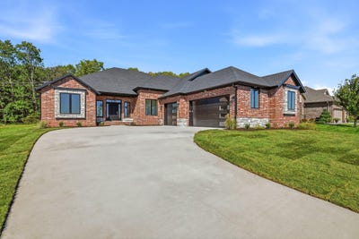 /international/us/1755-w-gaslight-drive-springfield-mo-110120486491/