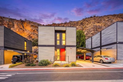 /international/us/8266-high-st-la-mesa-ca-110108573474/