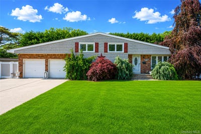 /international/us/73-danbury-street-bay-shore-ny-110108191144/