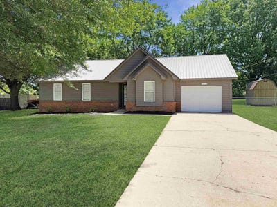 /international/us/1023-tracy-rd-millington-tn-110108751395/