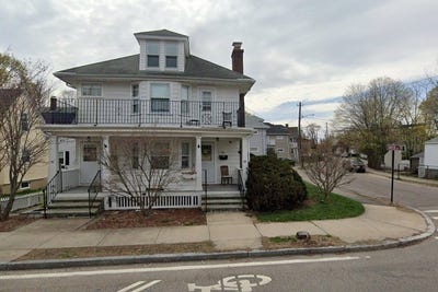 /international/us/89-91-thacher-st-milton-ma-110108447566/