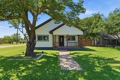 /international/us/401-w-mesquite-street-gunter-tx-110108067153/