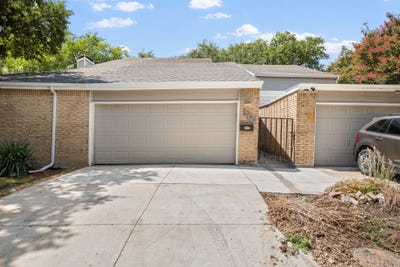 /international/us/2706-creek-wood-court-carrollton-tx-110120107080/
