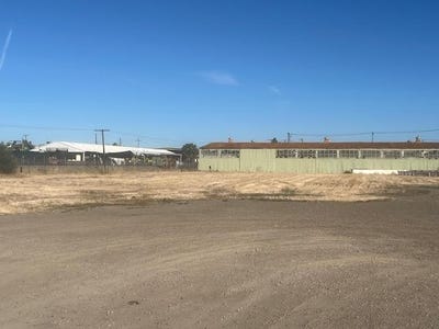 /international/us/1456-n-street-firebaugh-ca-110107954326/