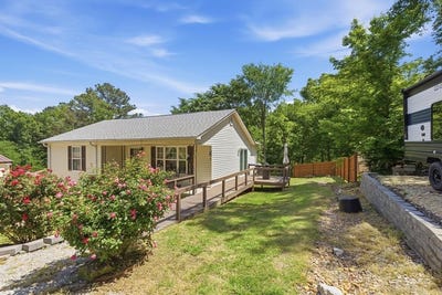 /international/us/432-2nd-street-big-sandy-tn-110108168282/