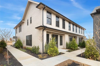 /international/us/4603-s-47th-street-rogers-ar-110103650428/