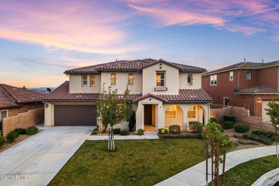 /international/us/12668-deer-grass-court-moorpark-ca-110105505309/