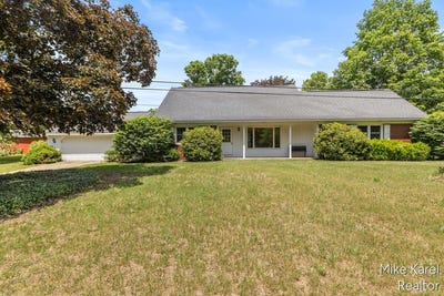 /international/us/3047-143rd-avenue-dorr-mi-110108640081/