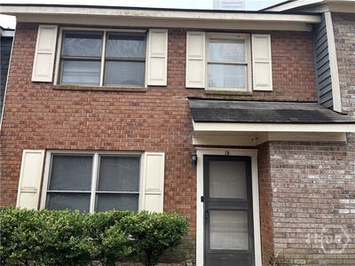 /international/us/15-pointer-place-savannah-ga-110107318256/