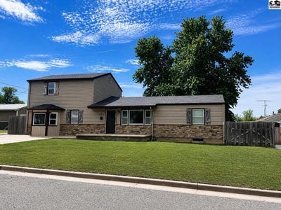 /international/us/605-green-st-pratt-ks-110108440807/