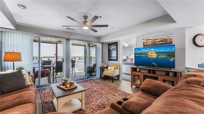 /international/us/1201-west-harbour-towne-drive-lake-ozark-mo-110100424506/