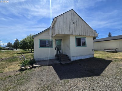 /international/us/502-w-8th-st-wallowa-or-110105705070/