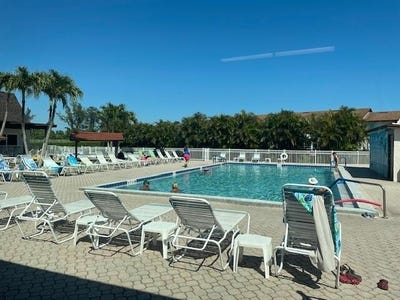 /international/us/6531-se-federal-highway-se-stuart-fl-110107016427/