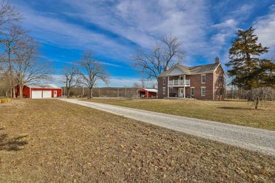 /international/us/2119-e-530th-road-pleasant-hope-mo-110097176587/?lang=en
