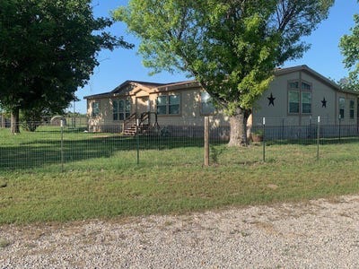 /international/us/1521-fm-590-comanche-tx-110108022246/