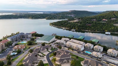 /international/us/225-lower-emerald-bay-circle-hollister-mo-110102222687/
